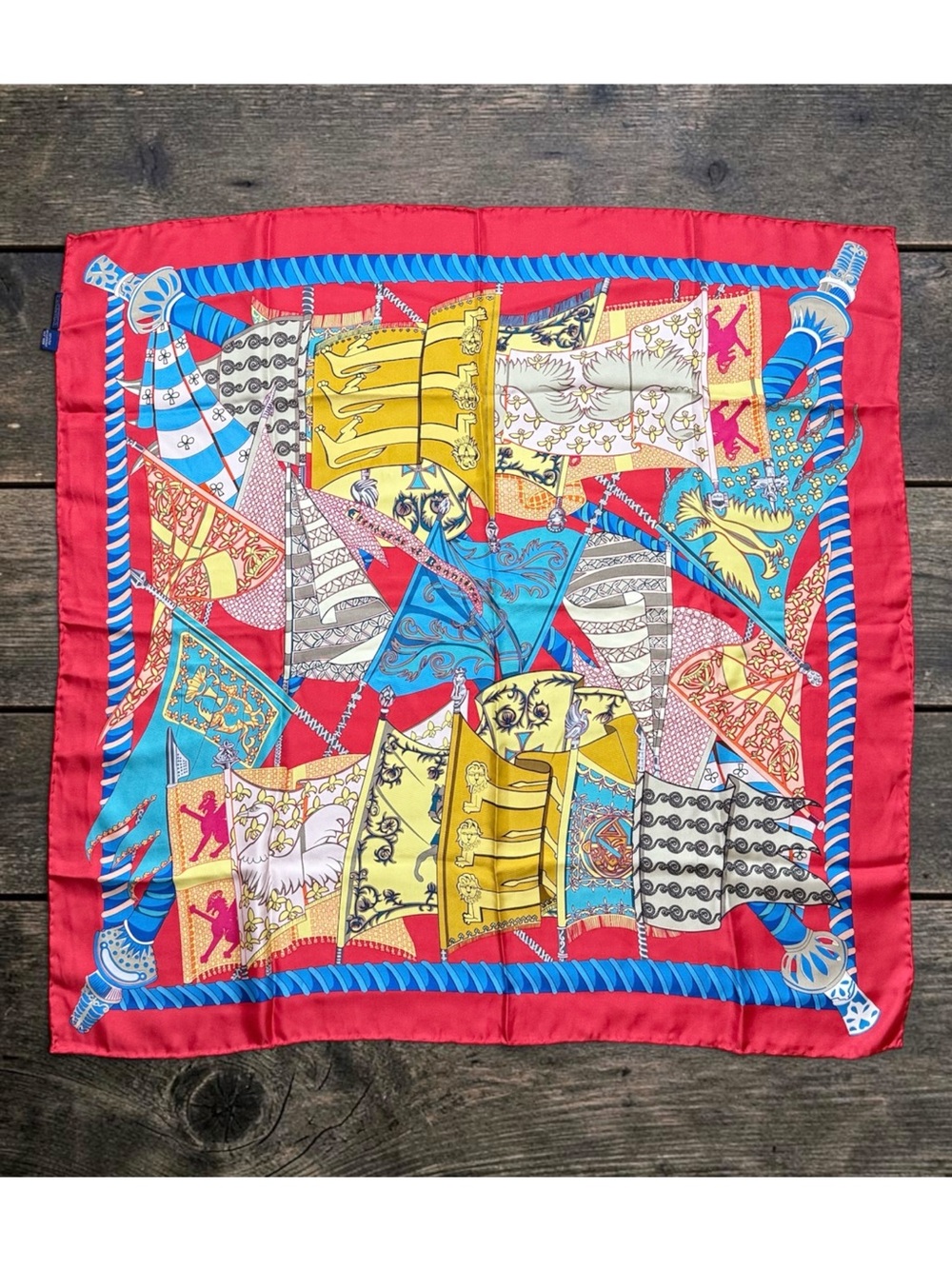 J McLaughlin Silk Scarf Étendards et Bannières Medieval Heraldry Lions European